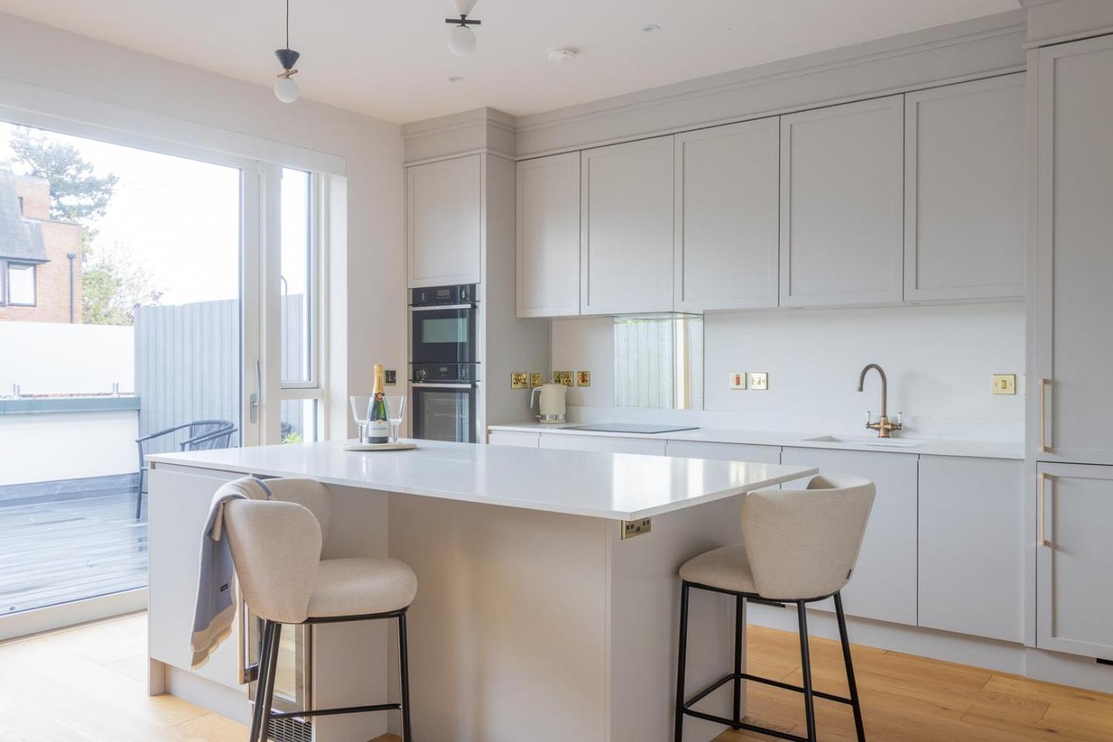 Guest house Guestready - Amazing House In Sandymount *